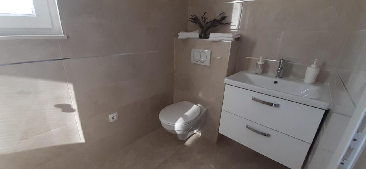 Apartmani Rita Slatine Exteriér fotografie
