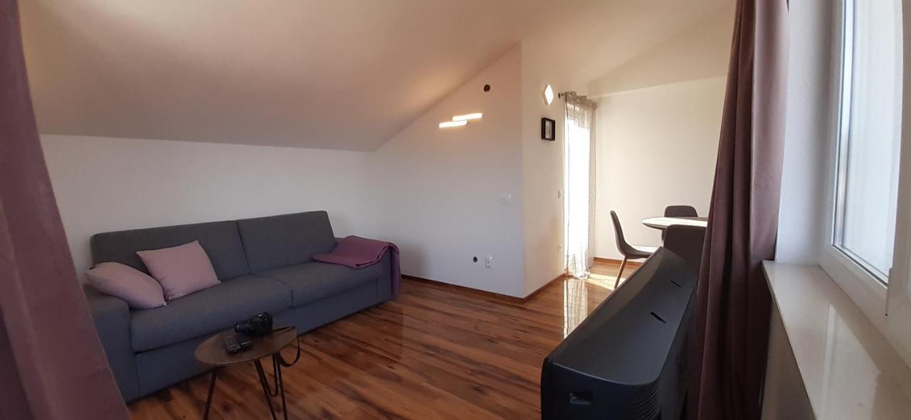 Apartmani Rita Slatine Exteriér fotografie